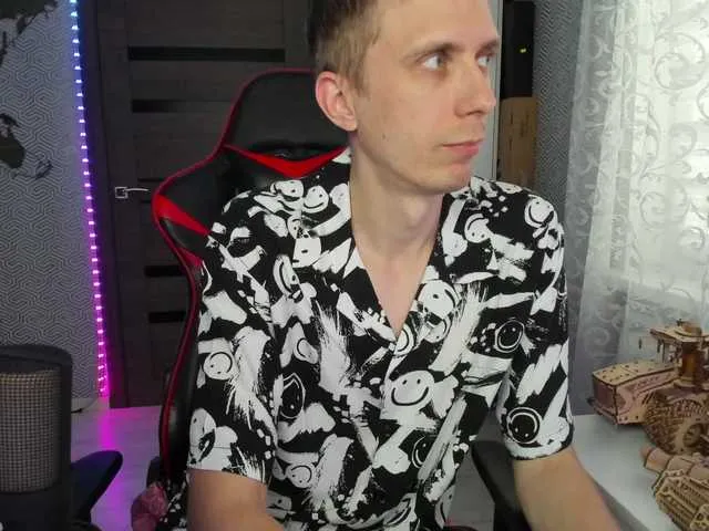 Live sex webcam photo for alex13hot1 #291268380