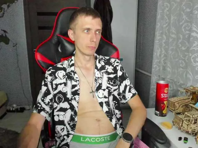 Live sex webcam photo for alex13hot1 #291702529