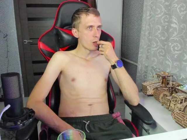 Live sex webcam photo for alex13hot1 #292003209