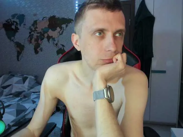 Live sex webcam photo for alex13hot1 #293253466