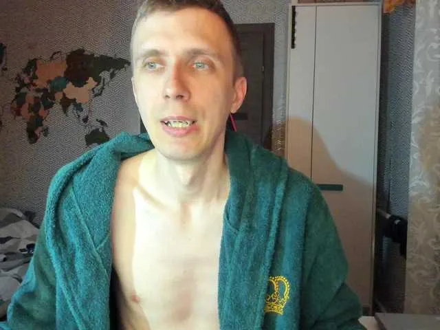 Live sex webcam photo for alex13hot1 #293345218