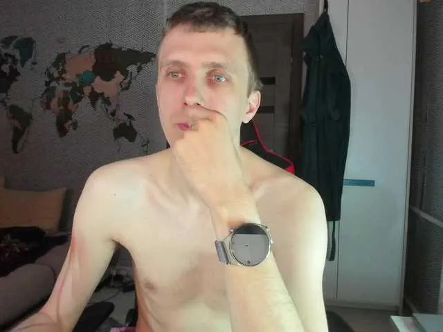 Live sex webcam photo for alex13hot1 #293415332