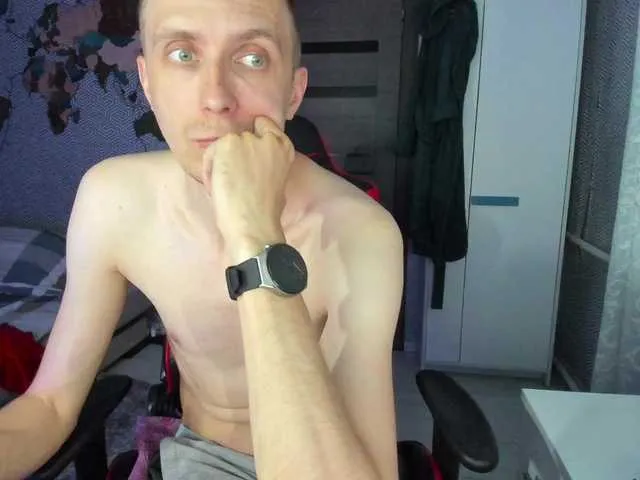 Live sex webcam photo for alex13hot1 #293733649