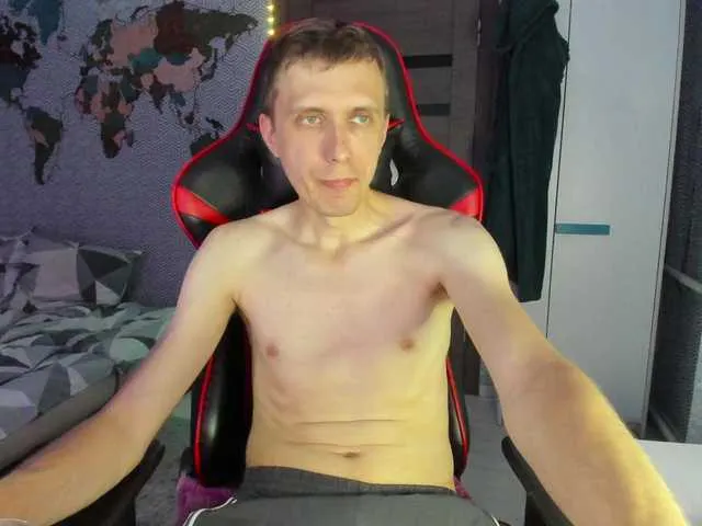 Live sex webcam photo for alex13hot1 #293852070