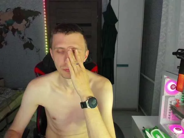 Live sex webcam photo for alex13hot1 #293980455
