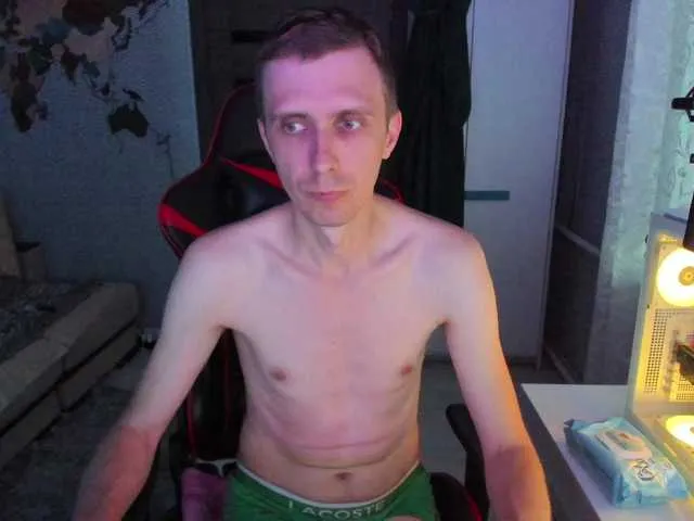 Live sex webcam photo for alex13hot1 #293988310