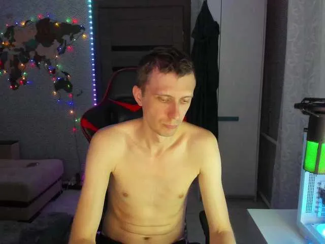 Live sex webcam photo for alex13hot1 #294008408