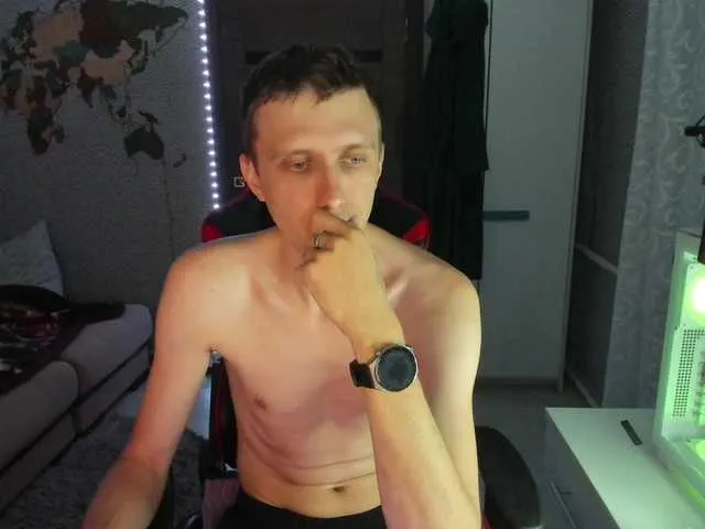 Live sex webcam photo for alex13hot1 #294031527