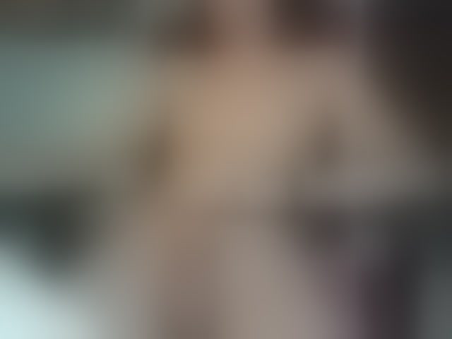 Live sex webcam photo for alex13hot1 #294315769