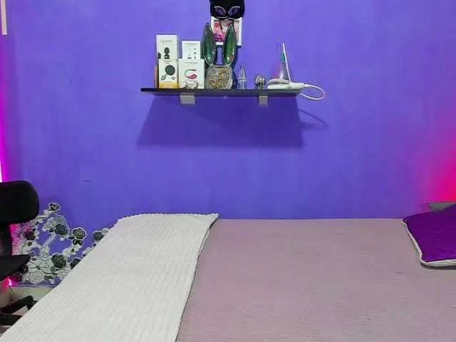Live sex webcam photo for alexa-espinoza #291099234