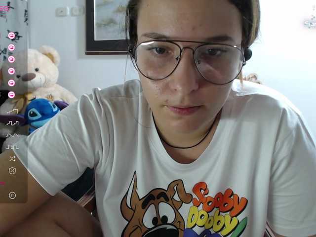 Live sex webcam photo for alexa-kiut #290187403