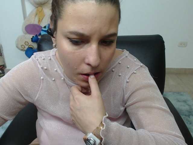 Live sex webcam photo for alexa-kiut #290682064