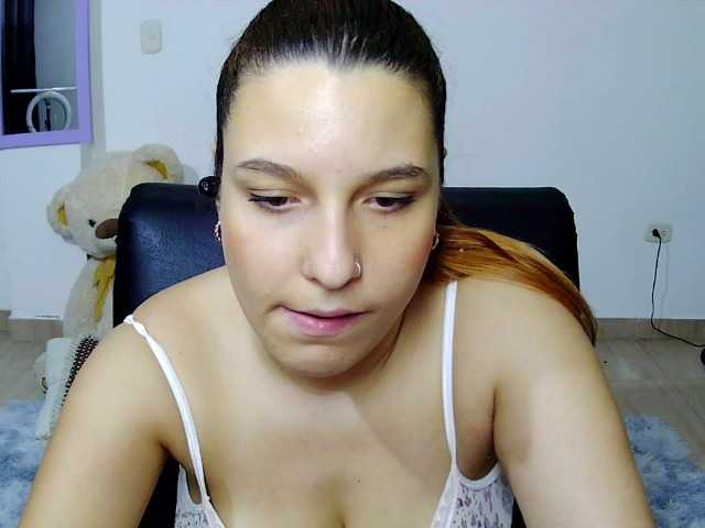 Live sex webcam photo for alexa-kiut #290804230