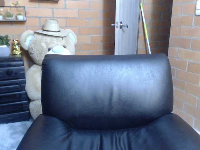 Live sex webcam photo for alexa-kiut #291912314