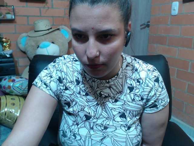 Live sex webcam photo for alexa-kiut #292093549