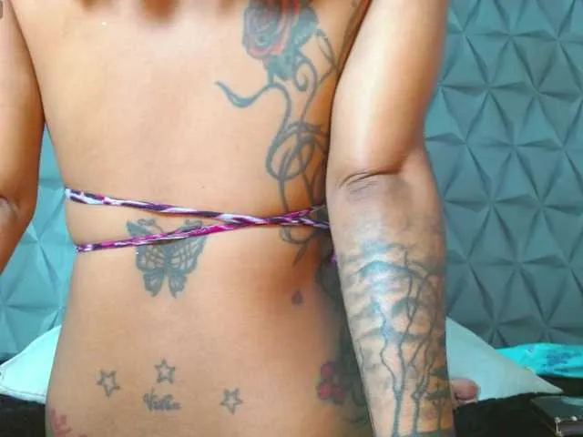 Live sex webcam photo for alexa-sexhot77 #290413490