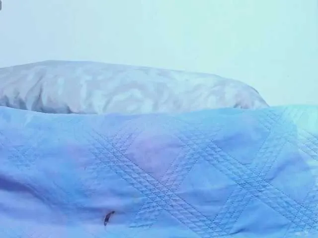 Live sex webcam photo for alexa-sexhot77 #291150338