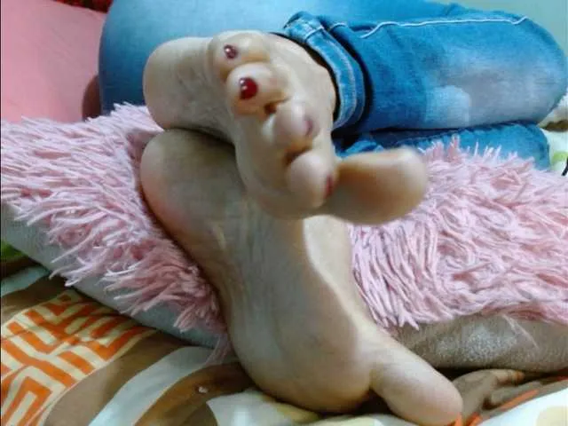 Live sex webcam photo for alexaasecret #274040802