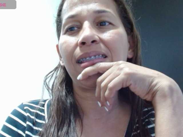Live sex webcam photo for alexaasecret #290024723
