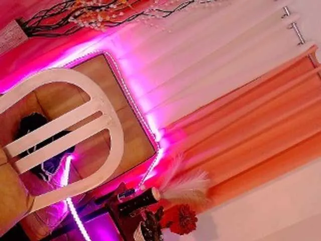 Live sex webcam photo for alexagoddess #291288550