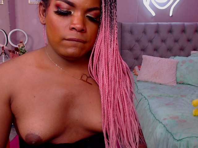 Live sex webcam photo for alexanaughtya #273186701