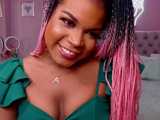 Live sex webcam photo for alexanaughtya #273533063