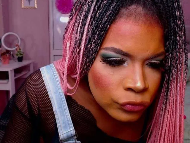 Live sex webcam photo for alexanaughtya #273619187