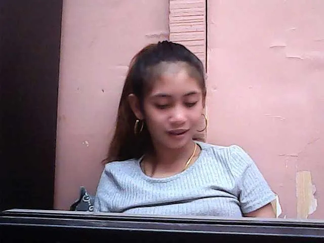 Live sex webcam photo for alexandrashow #272590649