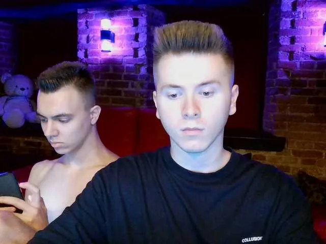 Live sex webcam photo for alexdima24 #274271883