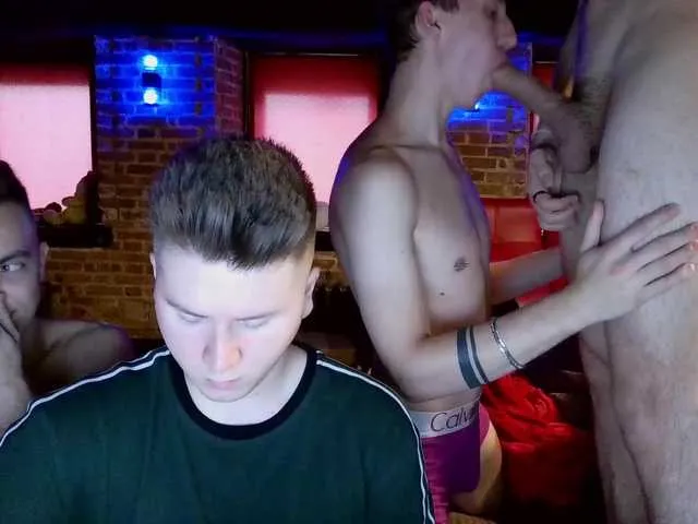 Live sex webcam photo for alexdima24 #276440264