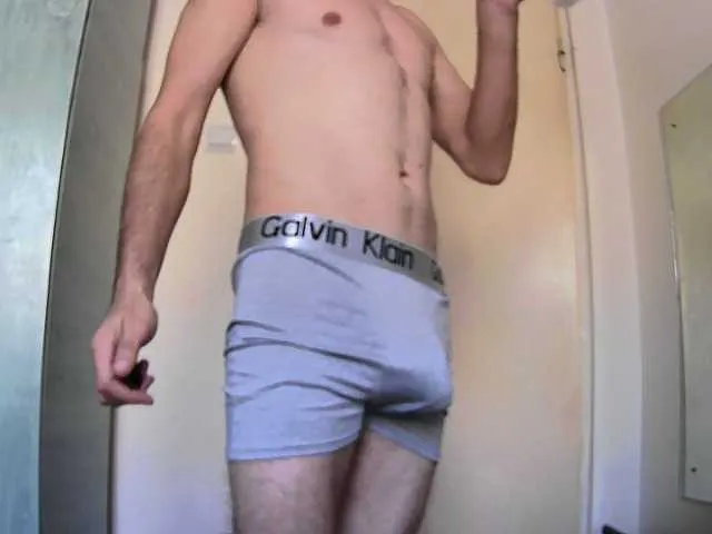 Live sex webcam photo for alexenuica #277569268