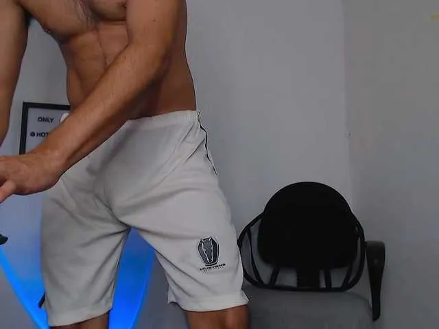 Live sex webcam photo for alexneon1 #290971862