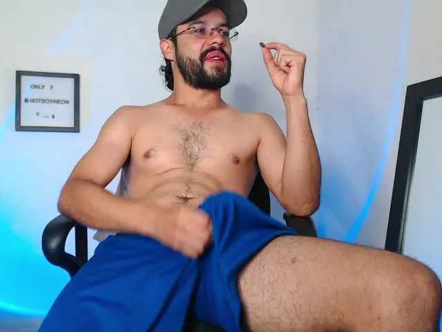 Live sex webcam photo for alexneon1 #292294672