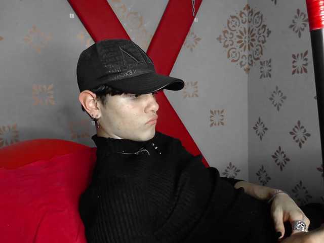 Live sex webcam photo for alexxx-atenea #272346168