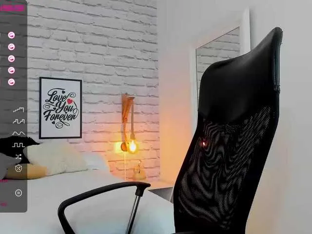 Live sex webcam photo for alia- #276394943