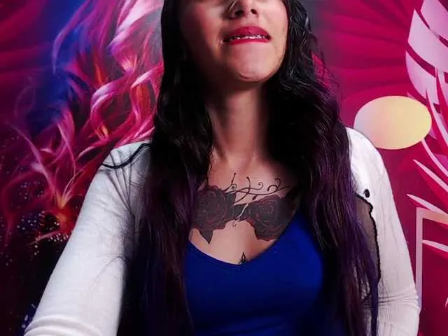 Live sex webcam photo for aliana-sexxx #272371786