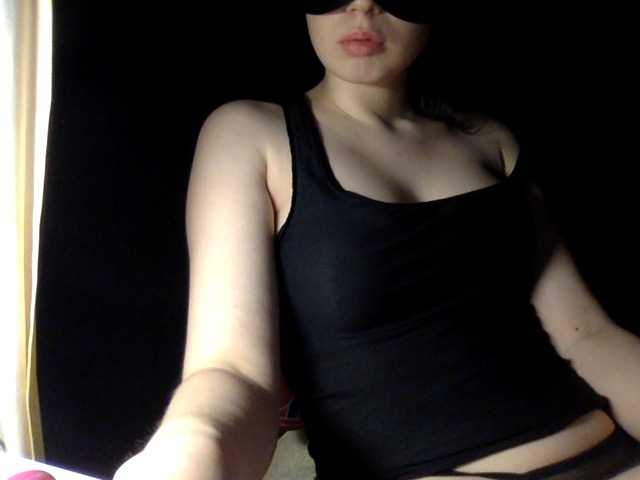 Live sex webcam photo for alice-kit #272259571