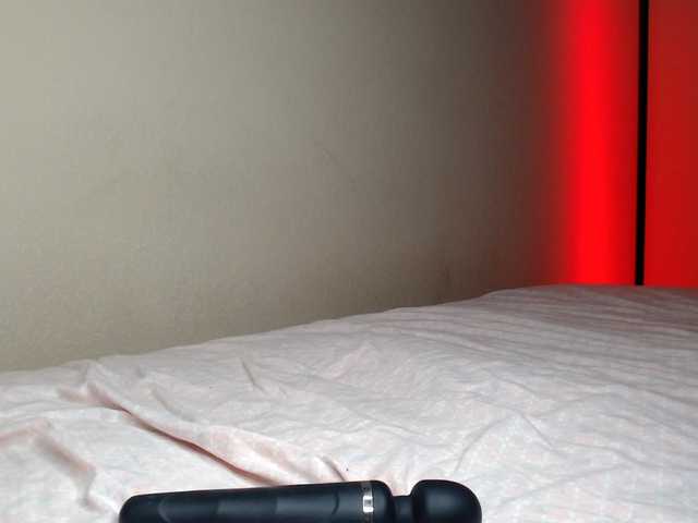 Live sex webcam photo for aliceTurner21 #291411258