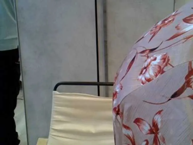 Live sex webcam photo for aliceanddave1 #291036447