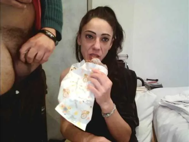 Live sex webcam photo for aliceanddave1 #291245874