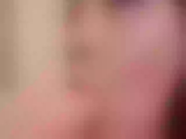 Live sex webcam photo for alicepipper #277700458