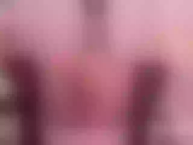 Live sex webcam photo for alicepipper #278036496
