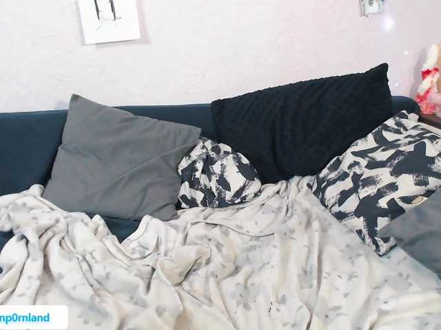 Live sex webcam photo for alicepornland #274663577