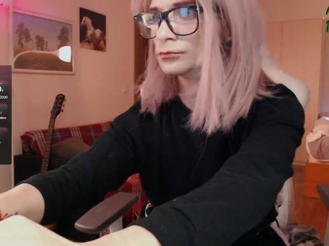 Live sex webcam photo for alicepornland #276970989