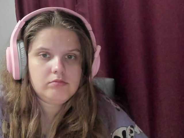 Live sex webcam photo for alicepussy #276536204