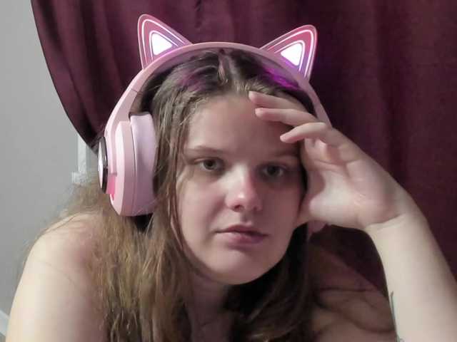 Live sex webcam photo for alicepussy #276617105