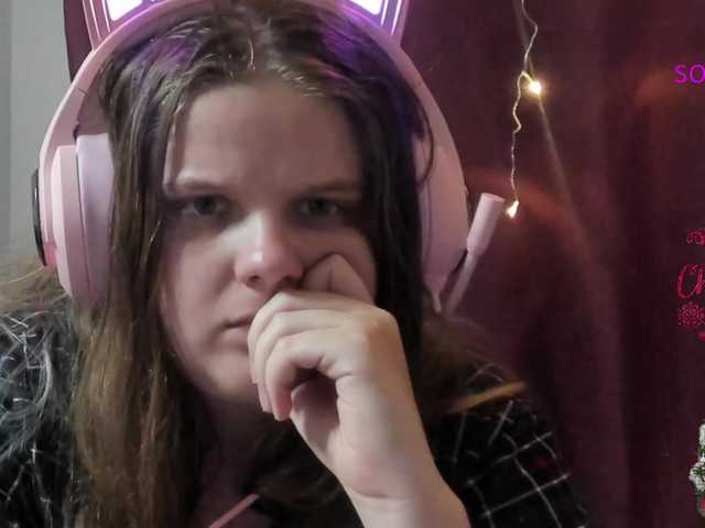 Live sex webcam photo for alicepussy #276994641