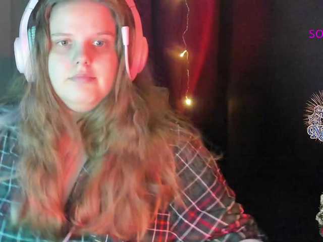 Live sex webcam photo for alicepussy #277050661