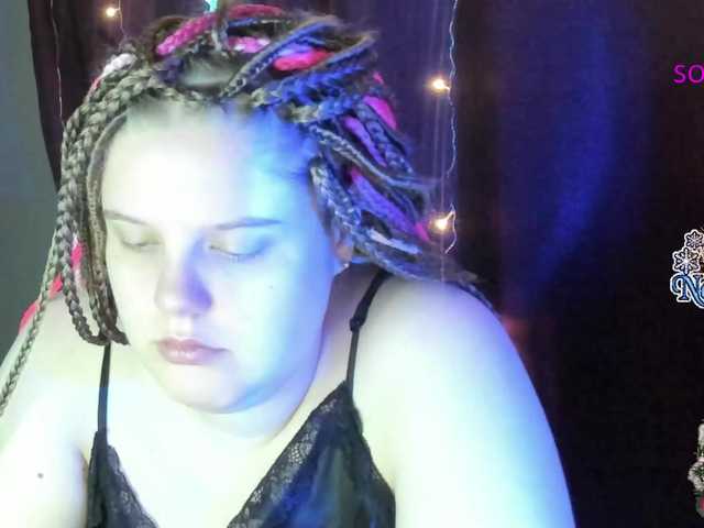 Live sex webcam photo for alicepussy #277095543