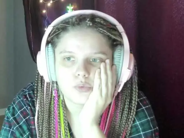 Live sex webcam photo for alicepussy #277146360